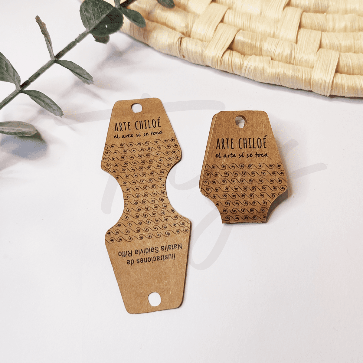 Etiquetas kraft 8×3 cm para llaveros y pulseras
